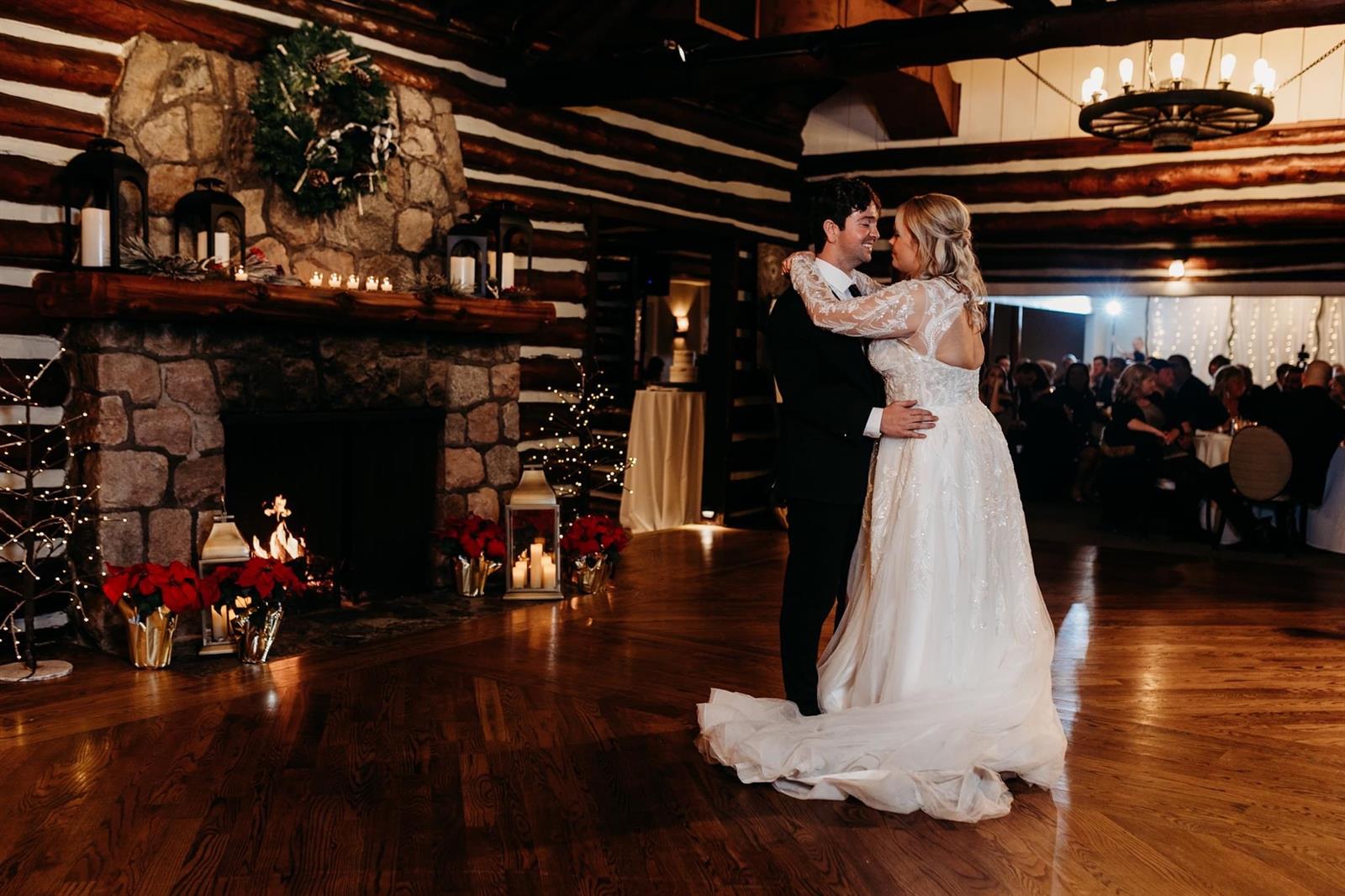 Classic Fox Fireplace Ceremony